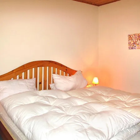 Feriendorf Schlossberg 100w Nyaraló *